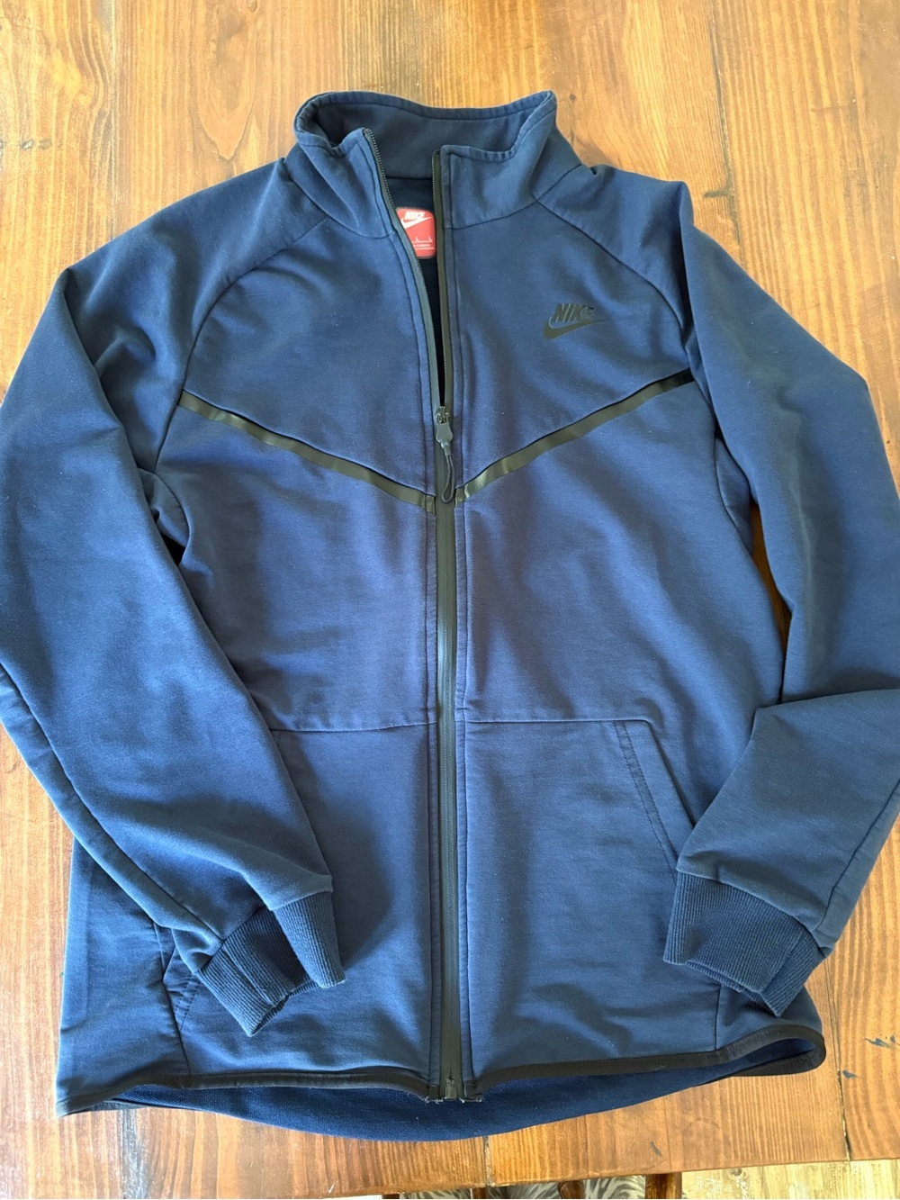 Nike Men's Navy Blue Full-Zip Lightweight Jacket